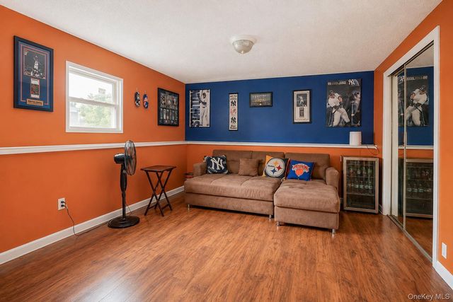 210 Dairy Lane, New Windsor, NY 12553