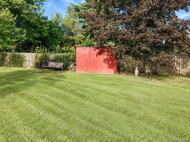 210 Dairy Lane, New Windsor, NY 12553