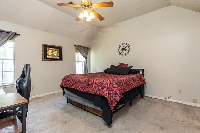 8412 CREEK FRONT DR, Memphis, TN 38016