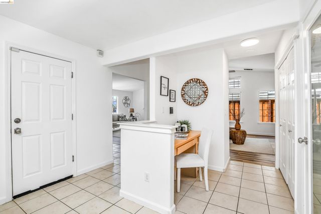 2076 Heartland Cir, Brentwood, CA 94513