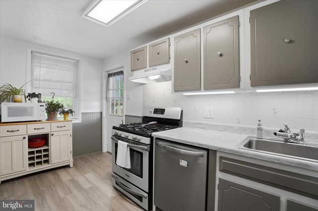 701 RIVELY AVE, Glenolden, PA 19036