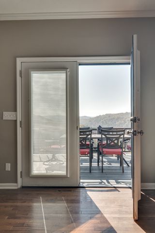 327 Stoneybrook Rd, Columbia, TN 38401