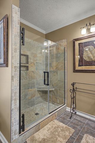 327 Stoneybrook Rd, Columbia, TN 38401