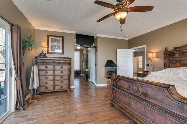 327 Stoneybrook Rd, Columbia, TN 38401