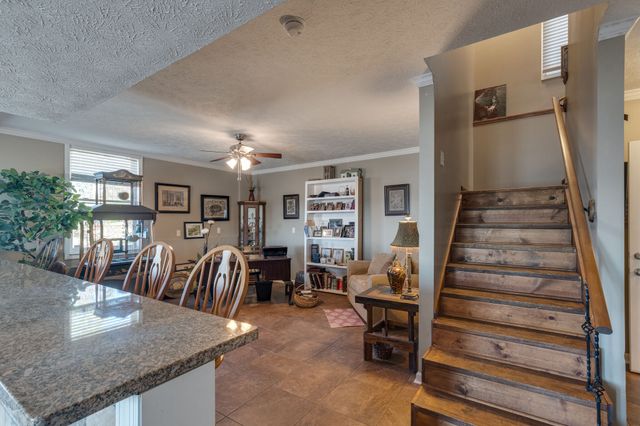 327 Stoneybrook Rd, Columbia, TN 38401