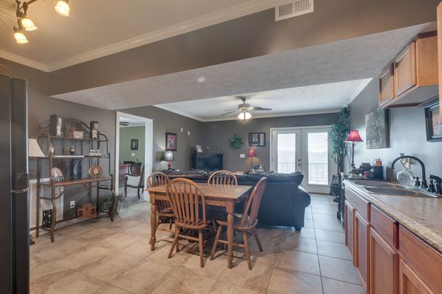 327 Stoneybrook Rd, Columbia, TN 38401