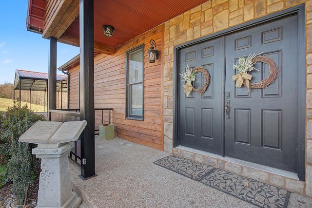 327 Stoneybrook Rd, Columbia, TN 38401