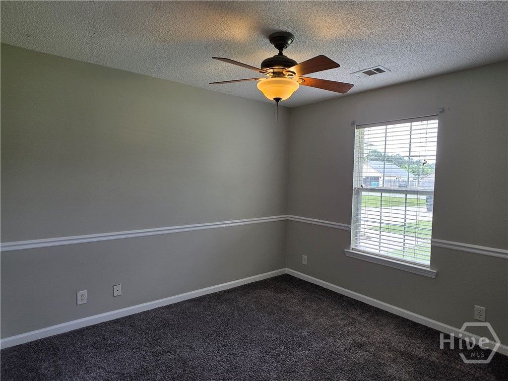 Image 11 of property listing at 6 Hidden Path, Guyton, GA 31312