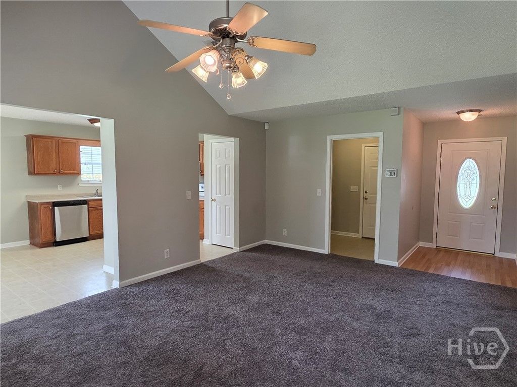 Image 5 of property listing at 6 Hidden Path, Guyton, GA 31312