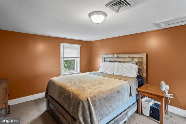 217 MARKET ST, Halifax, PA 17032