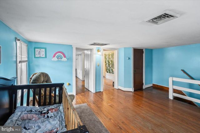 217 MARKET ST, Halifax, PA 17032