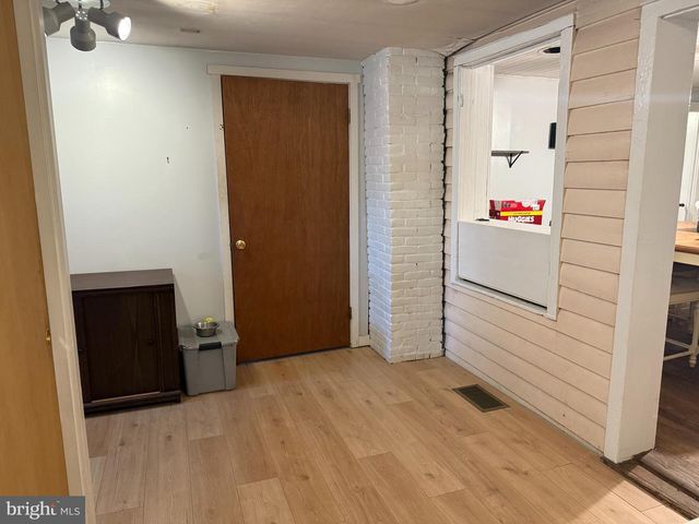 217 MARKET ST, Halifax, PA 17032