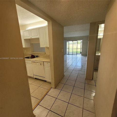 7941 Southgate Blvd A5, North Lauderdale, FL 33068