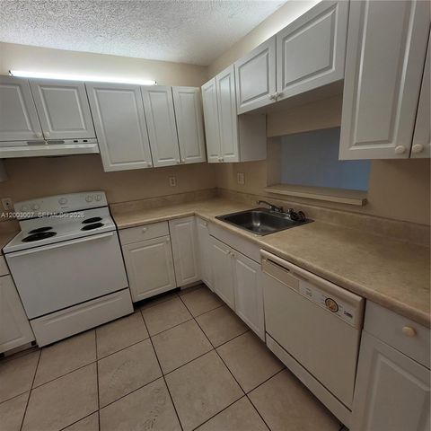 7941 Southgate Blvd A5, North Lauderdale, FL 33068