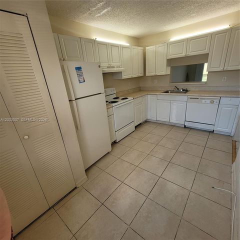 7941 Southgate Blvd A5, North Lauderdale, FL 33068