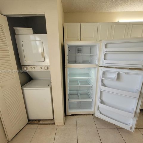 7941 Southgate Blvd A5, North Lauderdale, FL 33068