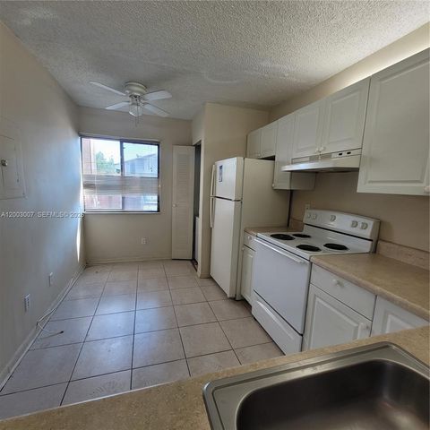 7941 Southgate Blvd A5, North Lauderdale, FL 33068