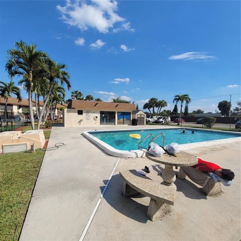 7941 Southgate Blvd A5, North Lauderdale, FL 33068