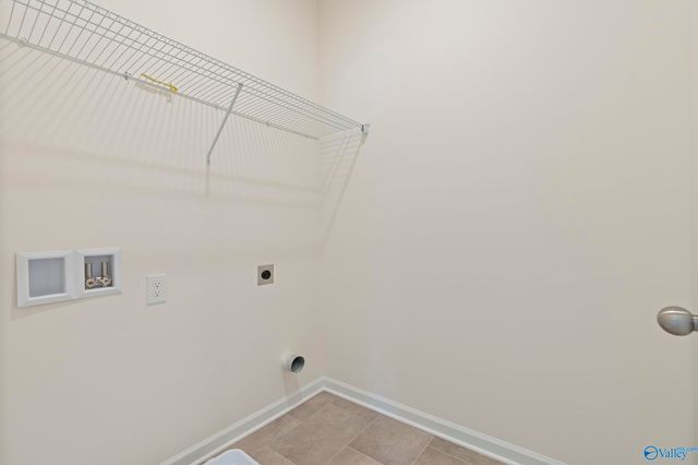 182 Story Ray Drive, New Market, AL 35761