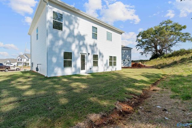 182 Story Ray Drive, New Market, AL 35761
