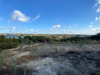 10627 Lake Park DR, Dripping Springs, TX 78620