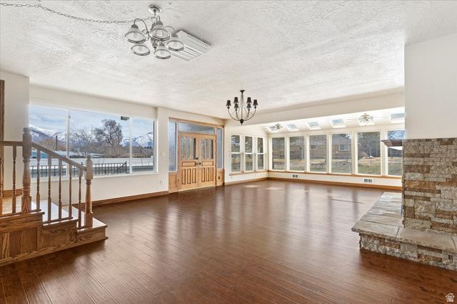 445 W 5100 S, Washington Terrace, UT 84405