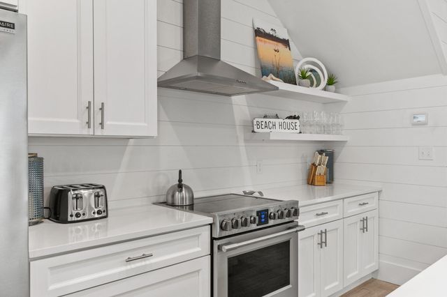 16 Gulf Point Road, Santa Rosa Beach, FL 32459