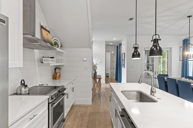 16 Gulf Point Road, Santa Rosa Beach, FL 32459