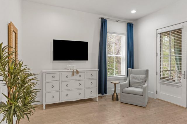 16 Gulf Point Road, Santa Rosa Beach, FL 32459