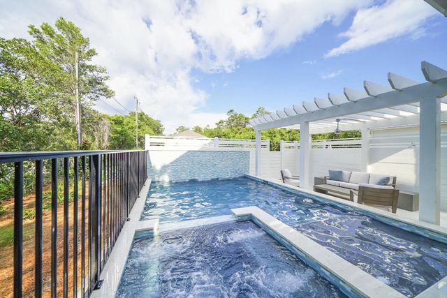 16 Gulf Point Road, Santa Rosa Beach, FL 32459