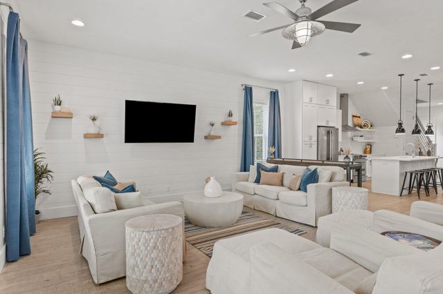 16 Gulf Point Road, Santa Rosa Beach, FL 32459