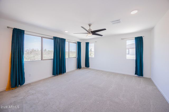 7412 W GARDENIA Avenue, Glendale, AZ 85303
