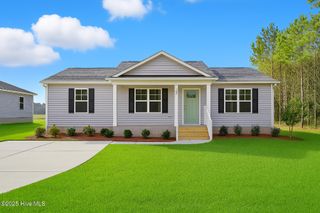 187 Page Street, Teachey, NC 28464