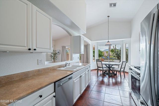 125 S London Station Road, Tucson, AZ 85748