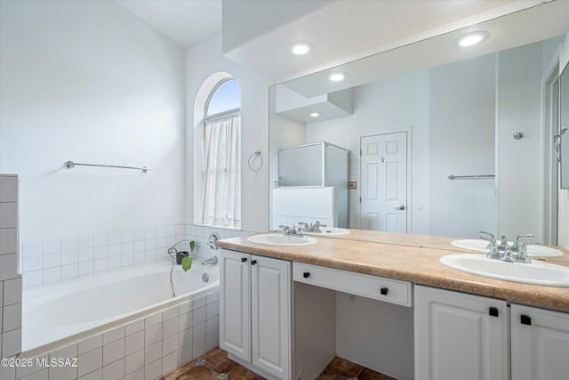 125 S London Station Road, Tucson, AZ 85748