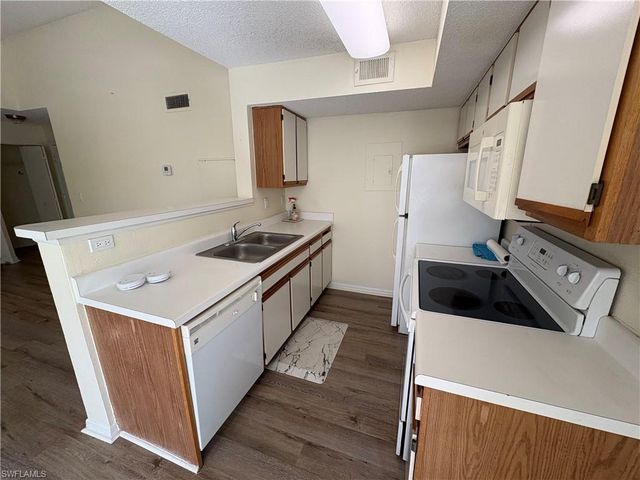 12591 Equestrian CIR # 1202, Fort Myers, FL 33907