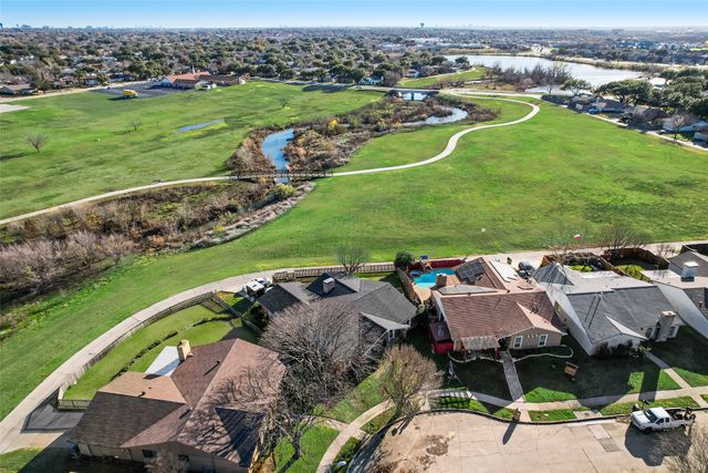 1954 Rambling Ridge Lane, Carrollton, TX 75007