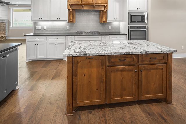 15656 Long Creek Lane, College Station, TX 77845