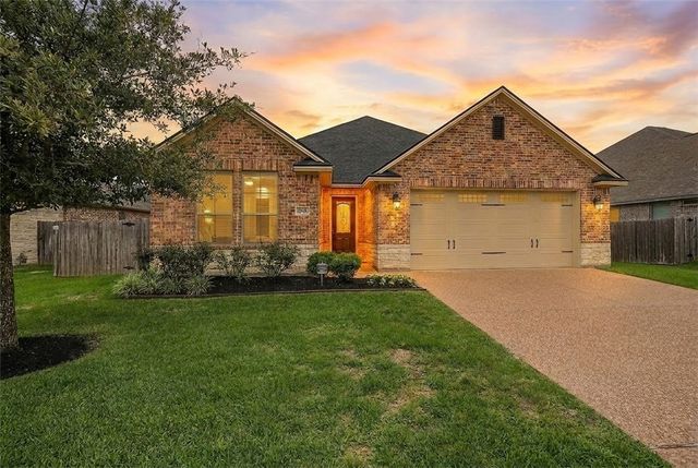 15656 Long Creek Lane, College Station, TX 77845