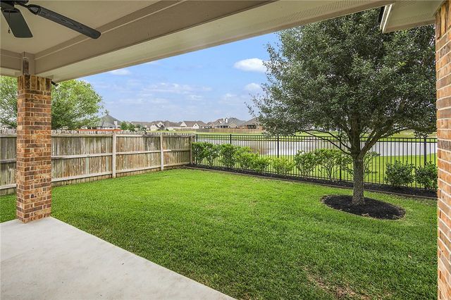 15656 Long Creek Lane, College Station, TX 77845