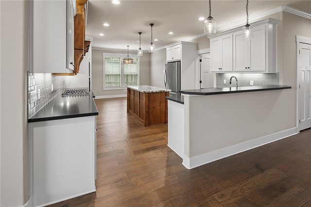 15656 Long Creek Lane, College Station, TX 77845