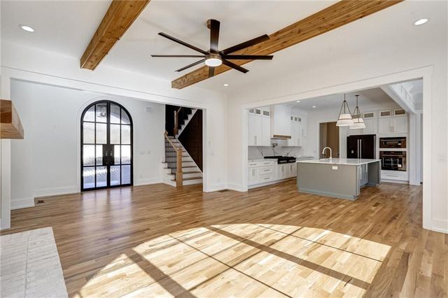6113 Deepwater Cove, Gainesville, GA 30506