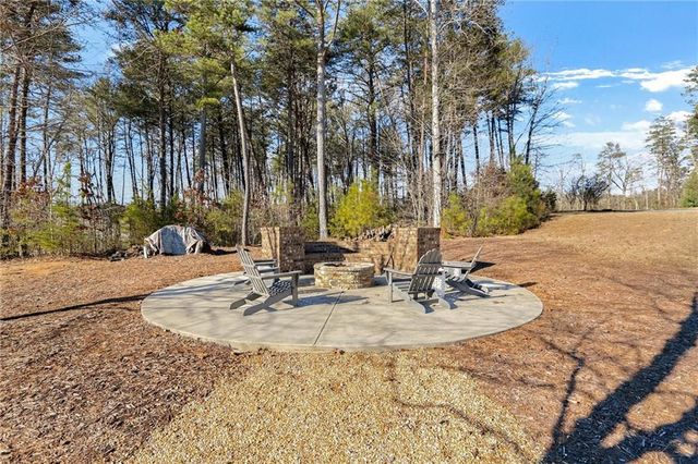 6113 Deepwater Cove, Gainesville, GA 30506