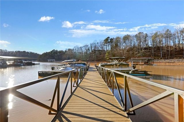 6113 Deepwater Cove, Gainesville, GA 30506