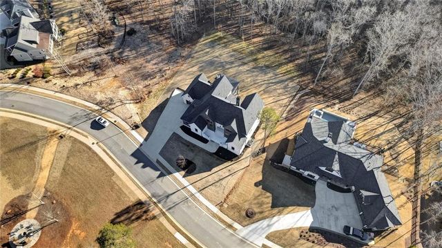 6113 Deepwater Cove, Gainesville, GA 30506