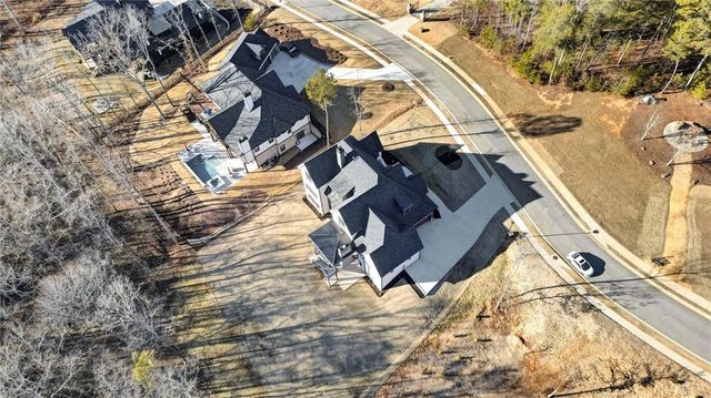 6113 Deepwater Cove, Gainesville, GA 30506