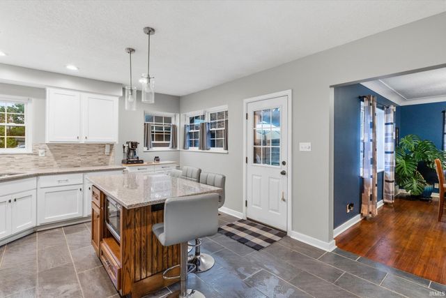 3812 Kirkwood Drive, Fort Wayne, IN 46805