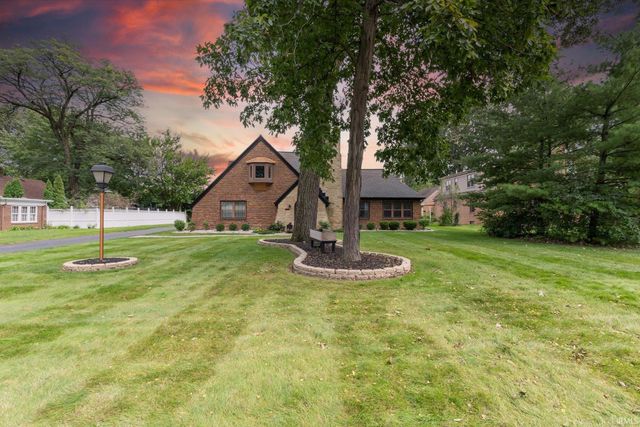 3812 Kirkwood Drive, Fort Wayne, IN 46805