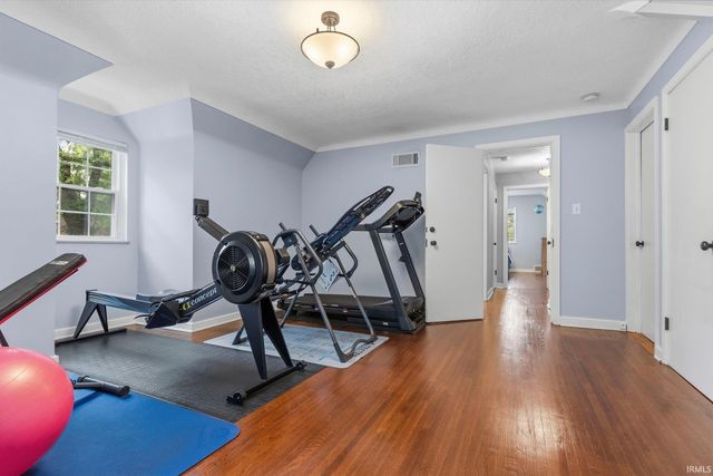 3812 Kirkwood Drive, Fort Wayne, IN 46805