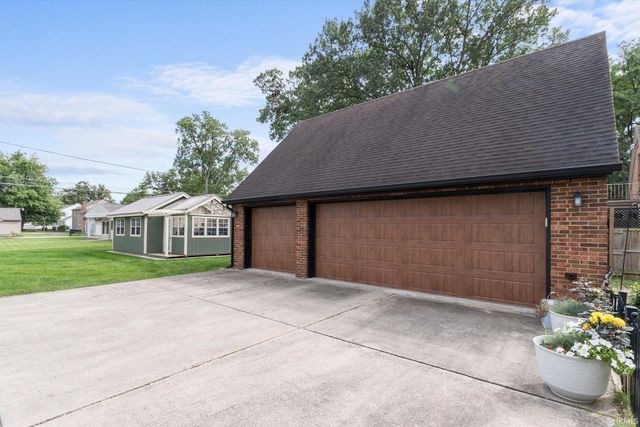3812 Kirkwood Drive, Fort Wayne, IN 46805